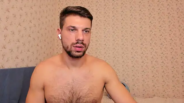 Snapshot of Tony_Wolf chatting on December 18, 1:11 am Tony Wolf online show from December 18, 1:11 am