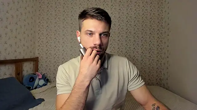 Tony Wolf online show from January 19, 2:04 am