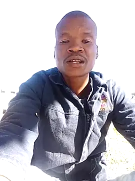 Snapshot of thabisozxz chatting on May 12, 7:38 am thabisozxz online show from May 12, 7:38 am