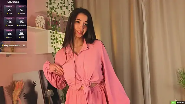 Snapshot of EmmyNoel chatting on February 18, 7:10 pm EmmyNoel online show from February 18, 7:10 pm