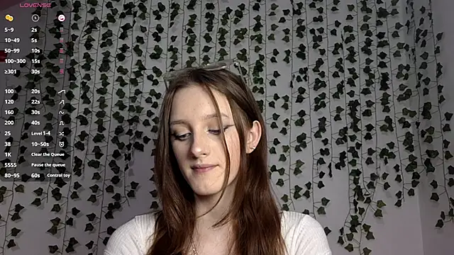 LisaBoddy online show from February 17, 1:07 pm