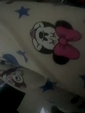 Snapshot of khoukhaarab chatting on December 16, 5:51 pm khoukhaarab online show from December 16, 5:51 pm