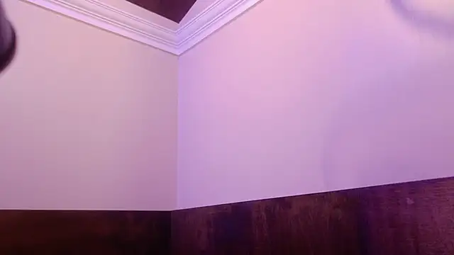 Snapshot of Sarah_greyy chatting on January 6, 10:23 pm Sarah greyy online show from January 6, 10:23 pm