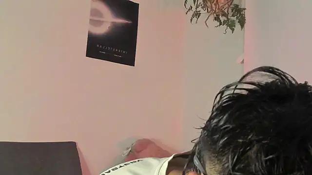 Snapshot of charlie_dicker chatting on January 5, 11:41 pm charlie dicker online show from January 5, 11:41 pm