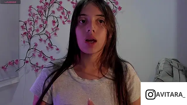 vanesita  online show from June 10, 12:11 am