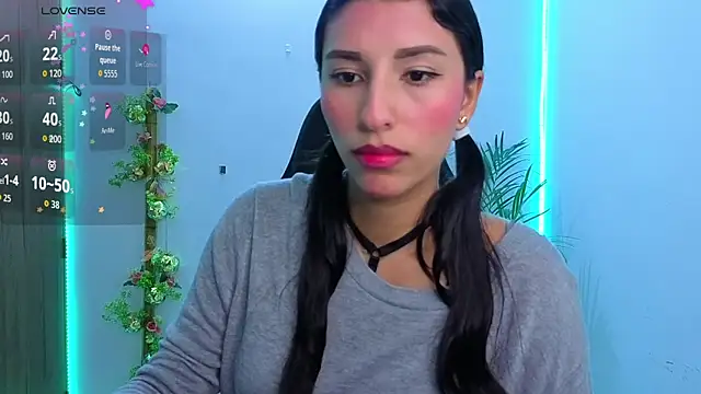 vieernes online show from February 14, 1:35 am