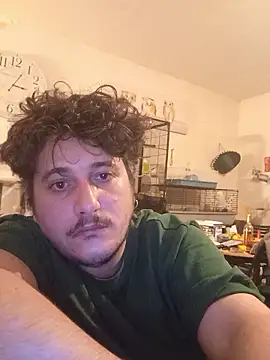 Snapshot of damslebambou1 chatting on January 12, 2:06 am damslebambou1 online show from January 12, 2:06 am