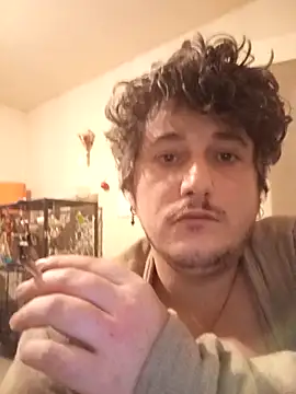 Snapshot of damslebambou1 chatting on February 24, 11:14 pm damslebambou1 online show from February 24, 11:14 pm