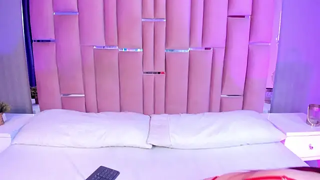 Snapshot of Saory___ chatting on January 8, 10:45 pm Saory online show from January 8, 10:45 pm