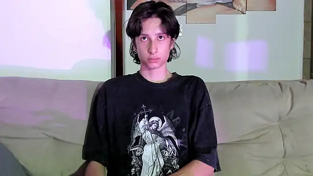 cirosky elchicopolla online show from March 6, 3:14 am