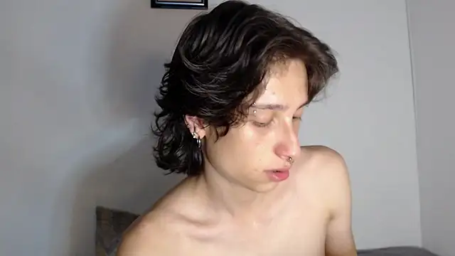 cirosky elchicopolla online show from April 7, 3:40 am