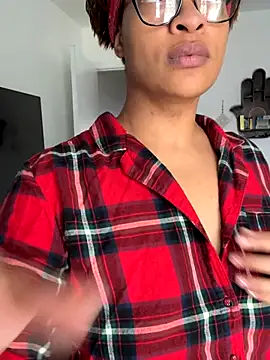 SweeTexasKyn online show from January 6, 6:33 pm