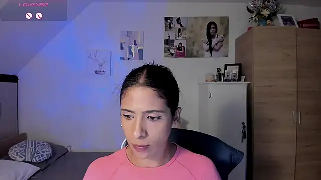Snapshot of VEROSlen- chatting on June 4, 3:12 am VEROSlen- online show from June 4, 3:12 am
