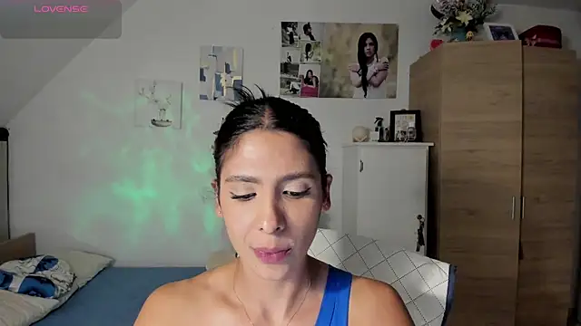 Snapshot of VEROSlen- chatting on July 19, 4:38 am VEROSlen- online show from July 19, 4:38 am