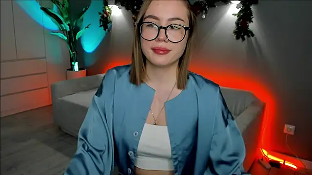 Aurelia Voss online show from December 22, 6:43 am