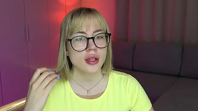 Aurelia Voss online show from March 14, 5:57 am