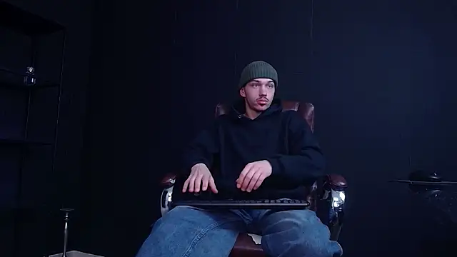 KaydenDrew online show from December 16, 9:36 am