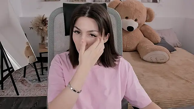 DiRosie online show from March 1, 9:33 am