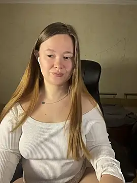 CaramelleSugarr online show from April 10, 8:02 pm