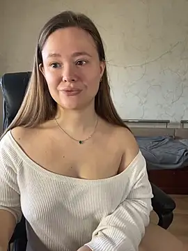 CaramelleSugarr online show from April 15, 7:26 am