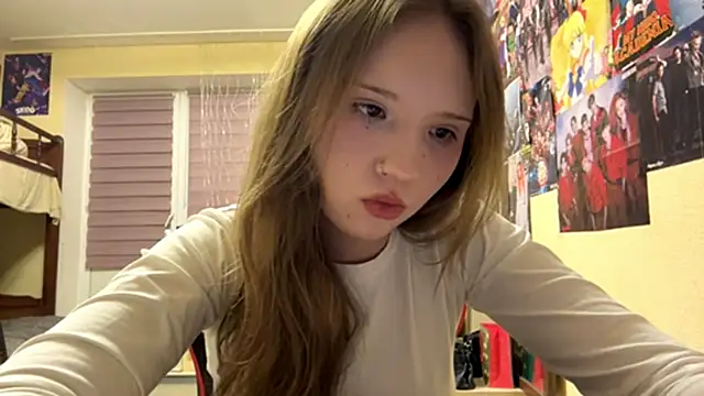 Snapshot of Princessofcashe chatting on February 8, 6:00 pm Princessofcashe online show from February 8, 6:00 pm