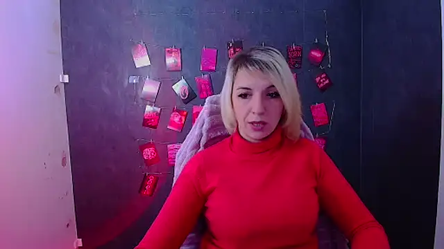 Lana Foxyy online show from January 18, 12:20 pm