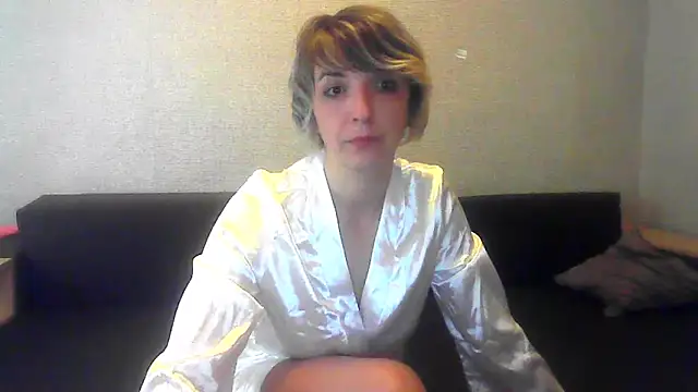 Snapshot of Lana_Foxyy chatting on May 30, 8:17 pm Lana Foxyy online show from May 30, 8:17 pm