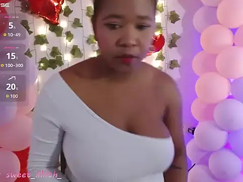 sweet-liliith online show from February 13, 1:29 pm