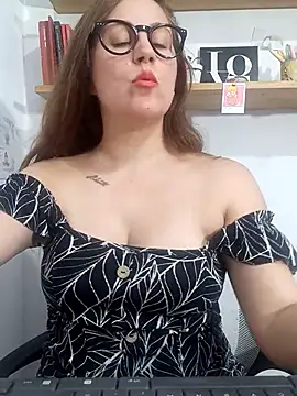 SofiEsteves online show from March 14, 4:01 pm