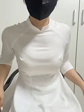 bi biii online show from March 30, 6:58 am