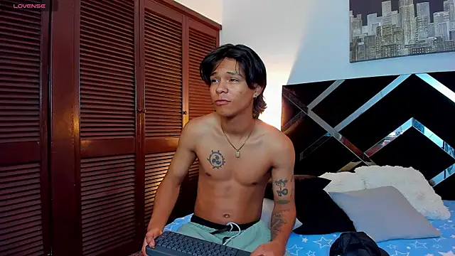 AndyKings 1 online show from April 8, 3:28 am