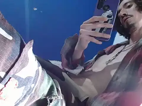 sk8-boy online show from December 16, 6:02 pm