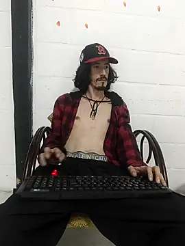 sk8-boy online show from March 22, 9:29 pm