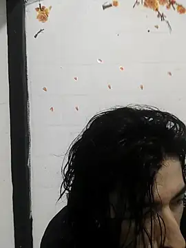 sk8-boy online show from May 12, 9:34 pm