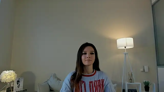 Snapshot of DrusillaVerso chatting on December 17, 9:15 am DrusillaVerso online show from December 17, 9:15 am