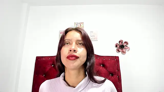 Snapshot of cloyks chatting on December 23, 3:15 am cloyks online show from December 23, 3:15 am