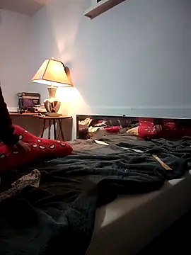 LilWhyteBoiGamer online show from February 6, 7:12 am