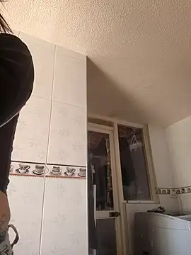 mara adiction online show from December 19, 8:27 pm