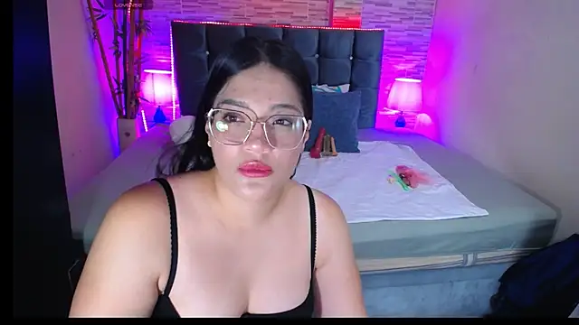 Valeri hot22 online show from May 5, 9:34 pm
