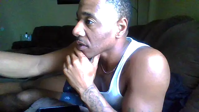 Snapshot of KingDes55 chatting on June 19, 8:56 pm KingDes55 online show from June 19, 8:56 pm