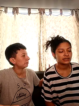 Mei and Gaby online show from February 4, 4:02 pm