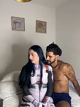 Snapshot of Thelovers666 chatting on March 31, 3:45 pm Thelovers666 online show from March 31, 3:45 pm