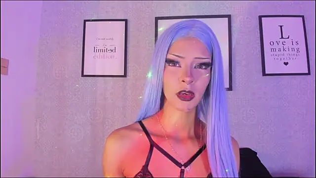 kira vance online show from July 23, 12:24 am