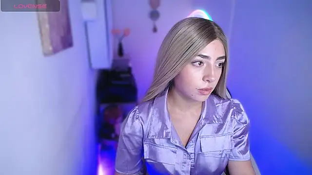 channel blondee online show from March 11, 8:37 pm