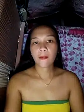 Snapshot of sheriesassyann chatting on April 6, 12:17 pm sheriesassyann online show from April 6, 12:17 pm