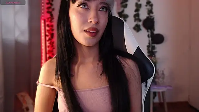 viicky r online show from March 25, 3:07 pm