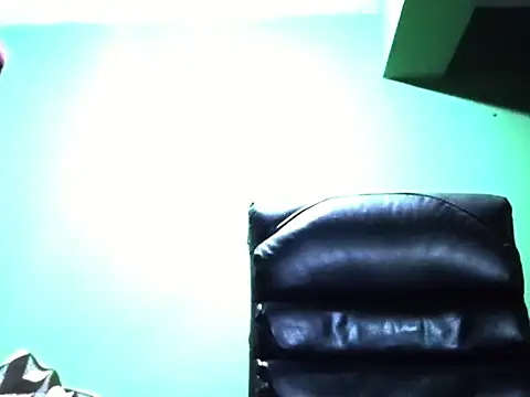 Snapshot of gaspar137 chatting on December 17, 5:35 am gaspar137 online show from December 17, 5:35 am