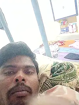 Snapshot of Anji8639 chatting on December 18, 2:12 pm Anji8639 online show from December 18, 2:12 pm