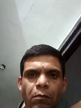 Snapshot of Jorge1489 chatting on July 17, 10:11 am Jorge1489 online show from July 17, 10:11 am