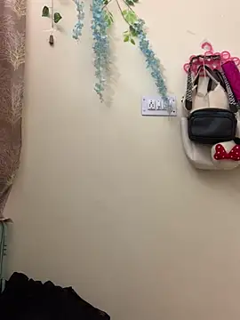 missmisha01 online show from May 31, 5:48 am